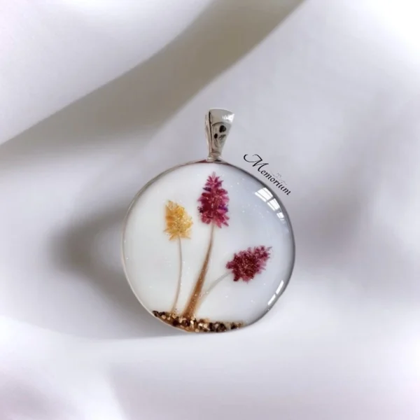 Ceres hanger met as, haarlokje, gedroogde bloemen en gouden glitters