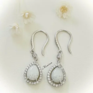 Druppelketting en druppeloorbellen