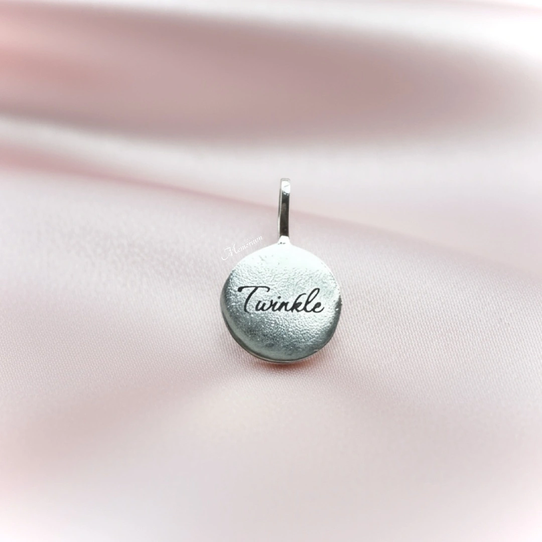 Lasergravure in sierlijk lettertype